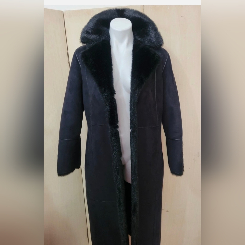 Y2k Vintage Faux Black Fur-Trimmed Women's Coat "IT GIRL COAT Of The Year"